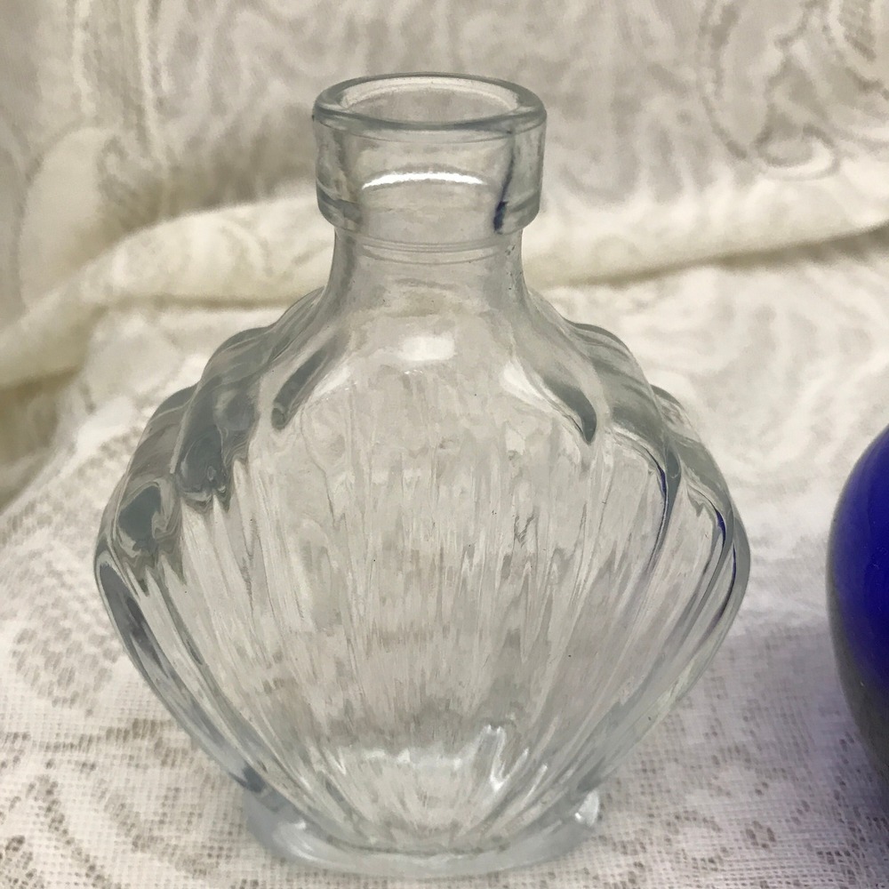 Vintage Curated Glass Vase Set: Cobalt, Teal, and Clear - Wedding Centerpiece #6 - Picture 3 of 9